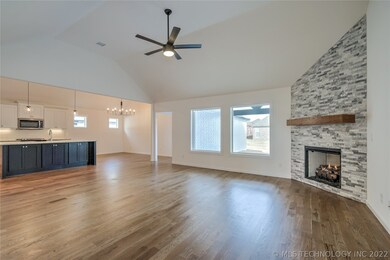 10222 S 229th East Ave, Broken Arrow, OK 74014 - photo 7