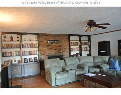 209 25th St, Dunbar, WV 25064 - photo 6