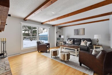 15703 Boulder Creek Dr, Minnetonka, MN 55345 - photo 4