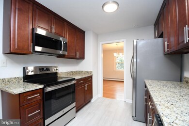 5937 Kimble Ct, Falls Church, VA 22041 - photo 7