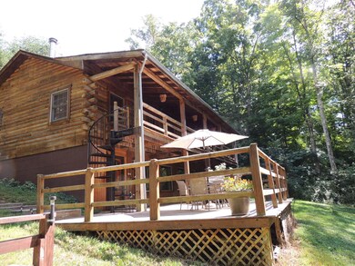 Deck & Covered Porch