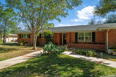 120 Herweck Dr, San Antonio, TX 78213 - photo 4