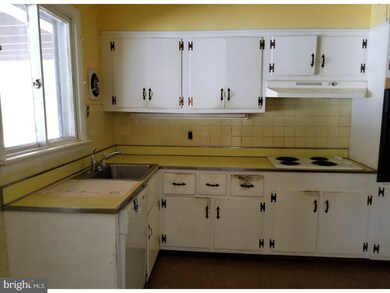 81 Old Douglass Dr, Douglassville, PA 19518 - photo 6