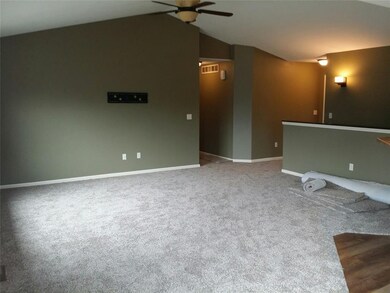 2801 Dennis Dr NW, Cedar Rapids, IA 52405 - photo 7