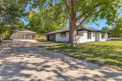 4509 Vista Lagos Dr, Sherman, TX 75090 - photo 3