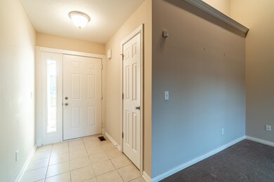 6717 Creekwood Ln, Fort Wayne, IN 46835 - photo 4