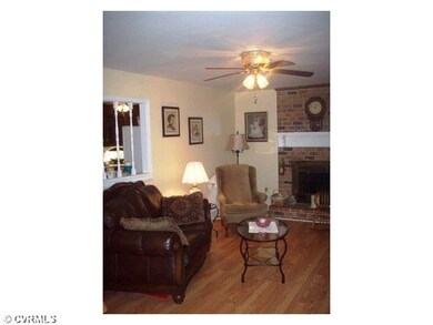 4812 Pawpans Ct, North Chesterfield, VA 23237 - photo 4