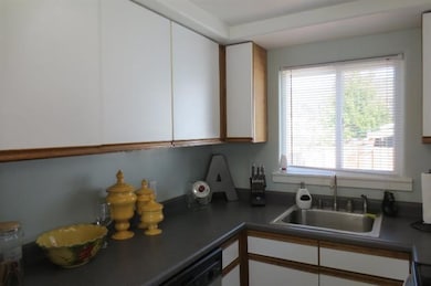 1387 NW Conklin Ave, Grants Pass, OR 97526 - photo 6