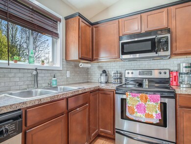 3669 Hickoryrow Ct, Holland, MI 49424 - photo 6