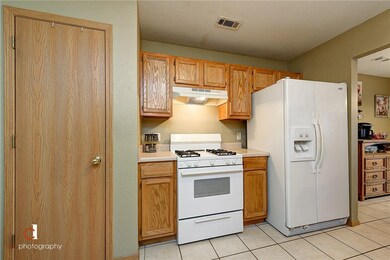 465 Richland Creek Ave, Elkins, AR 72727 - photo 6