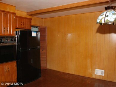 239 Gralan Rd, Catonsville, MD 21228 - photo 6