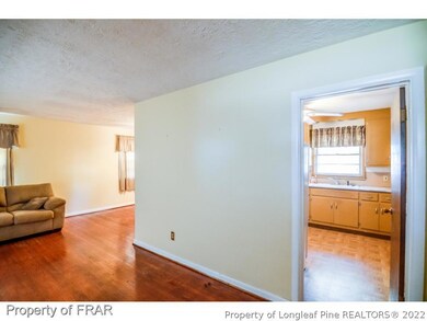 527 Terry Cir, Fayetteville, NC 28304 - photo 6