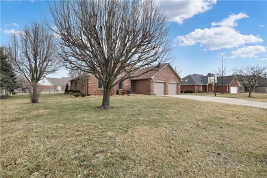 1912 Red Oak Dr, Franklin, IN 46131 - photo 3