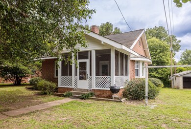 1309Hillcrest-01