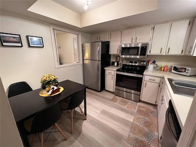 10355 Carrollwood Ln unit 143, Tampa, FL 33618 - photo 5