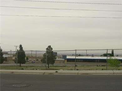 3328 Lincoln Ave, El Paso, TX 79930 - photo 6