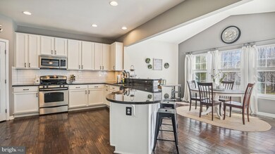 9479 Merrimont Trace Cir, Bristow, VA 20136 - photo 5