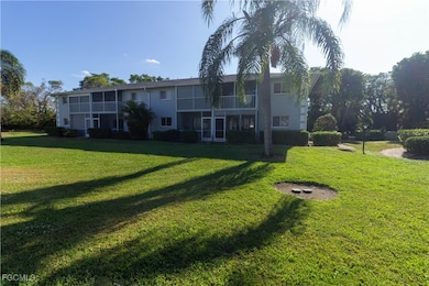 8200 Summerlin Village Cir unit 101, Fort Myers, FL 33919 - photo 3