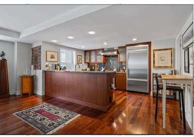 4 Battery Wharf unit 4302, Boston, MA 02109 - photo 5