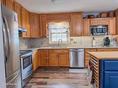 3171 Westminster Rd, Lumberton, NC 28360 - photo 6