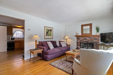 12 Buena Vista Dr, Franklin, MA 02038 - photo 4
