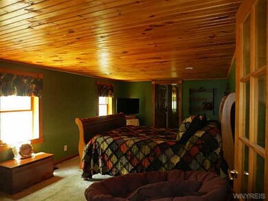 Exterior Front Master bedroom