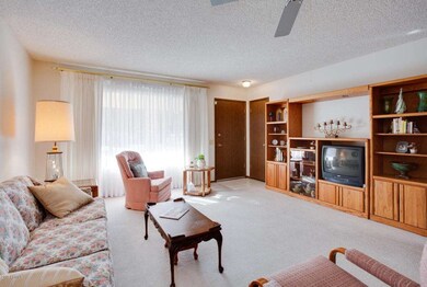 9734 W Granada Dr, Sun City, AZ 85373 - photo 6