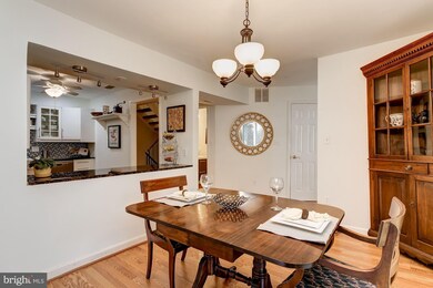 5481 Ring Dove Ln, Columbia, MD 21044 - photo 3