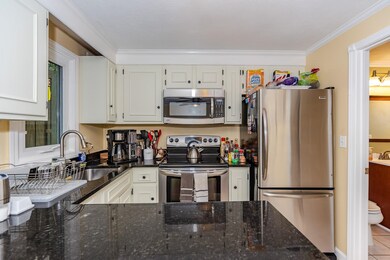 20 Profile Cir, Nashua, NH 03063 - photo 7