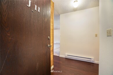 7223 244th St SW unit J11, Edmonds, WA 98026 - photo 2