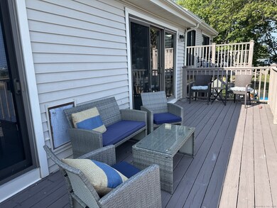 5 Turtle Bay Dr unit 5, Branford, CT 06405 - photo 4