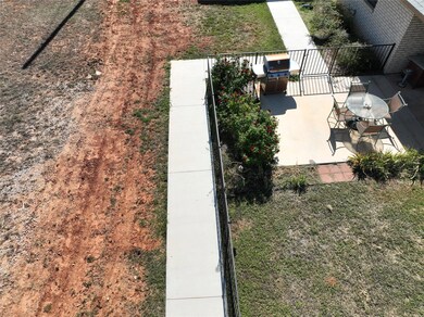 116 Circle Dr, Comanche, TX 76442 - photo 3