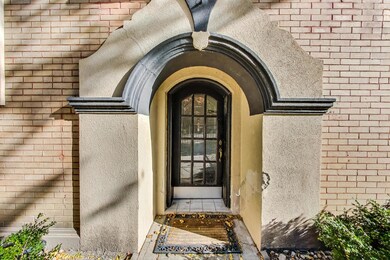 6147 N Richmond St unit 2, Chicago, IL 60659 - photo 3