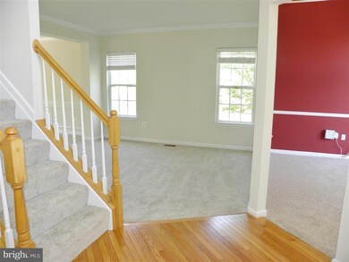 12024 Vantage Point Ct, Bristow, VA 20136 - photo 3