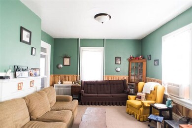 456 Oak Living Room