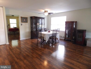 35 Dorchester Dr, Southampton, NJ 08088 - photo 2