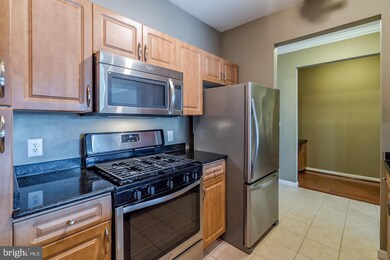 12956 Centre Park Cir unit 210, Herndon, VA 20171 - photo 5