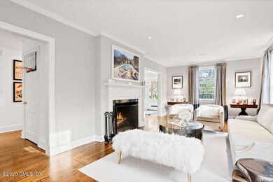9 Knoll St Riverside CT 06878-small-012-