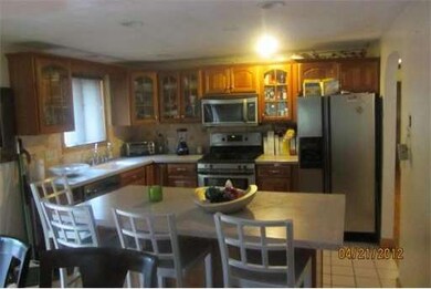 28 Blakely Cir, Randolph, MA 02368 - photo 5