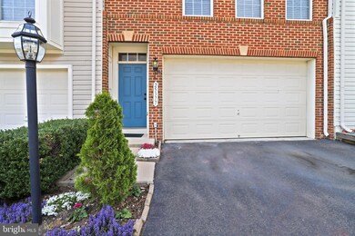 25377 Peaceful Terrace, Aldie, VA 20105 - photo 4