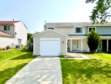 67 Stonefield Dr, Glendale Heights, IL 60139 - photo 2