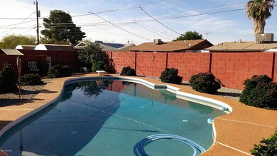 Moreno pool2