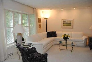 39 Myles Standish Dr, North Dartmouth, MA 02747 - photo 2