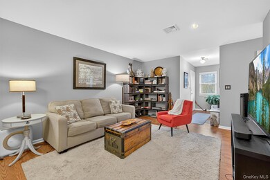 52 Milford Ln unit 3C, Suffern, NY 10901 - photo 7