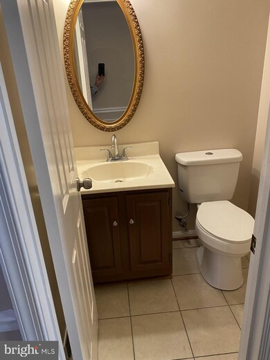 13600 Castle Cliff Way, Silver Spring, MD 20904 - photo 4