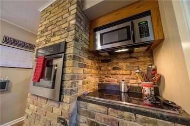 413 Edgewood Dr, Pineville, LA 71360 - photo 5