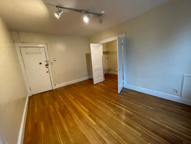 64 Queensberry St unit 324, Boston, MA 02215 - photo 6