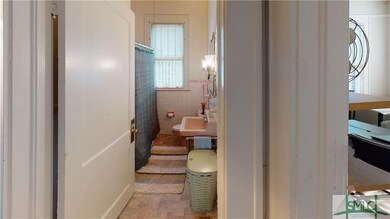 213 E 52nd St, Savannah, GA 31405 - photo 6