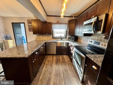 332 S Reading Ave, Boyertown, PA 19512 - photo 4