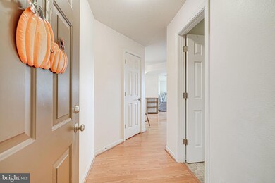 11260 Torrie Way unit J, Bealeton, VA 22712 - photo 5